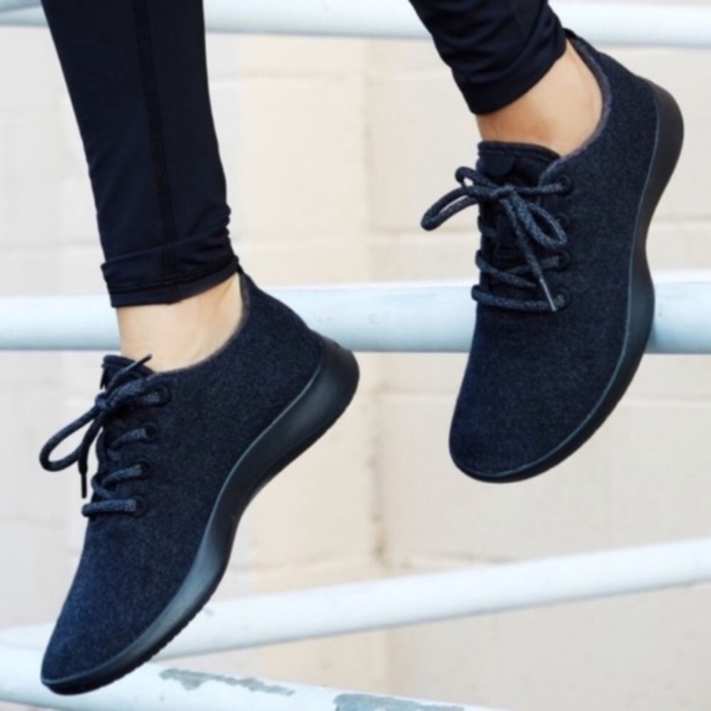 NWOT Allbirds Merino Wool Runners | Black